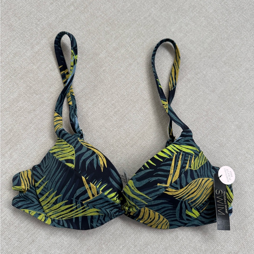 Victoria’s Secret Swim Tropical Print Bikini Top 32A